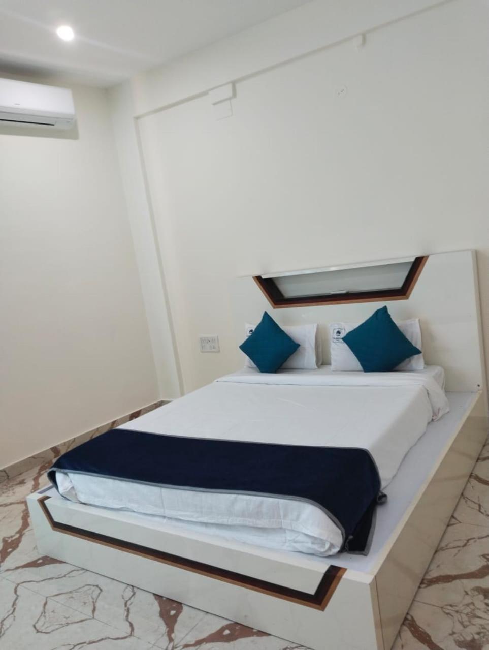 Готель Airport Residency Devanahalli Екстер'єр фото