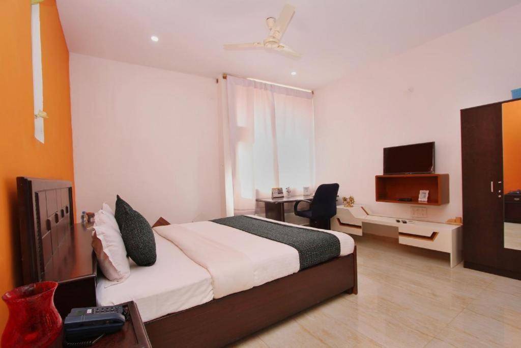 Готель Airport Residency Devanahalli Екстер'єр фото