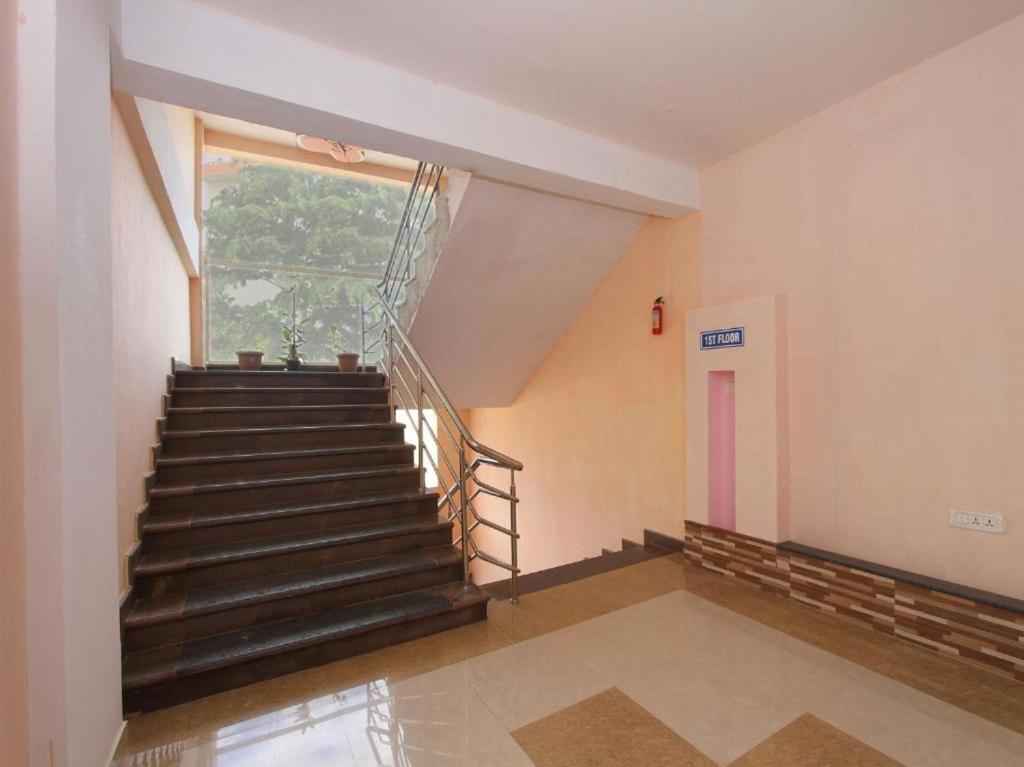 Готель Airport Residency Devanahalli Екстер'єр фото